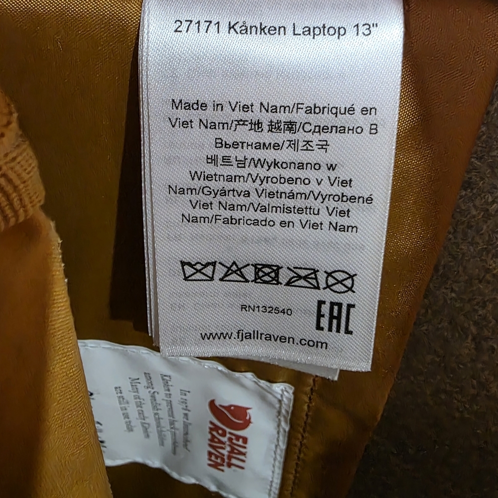 Kånken Men's Backpack - Mustard Yellow - Picture 3 of 13